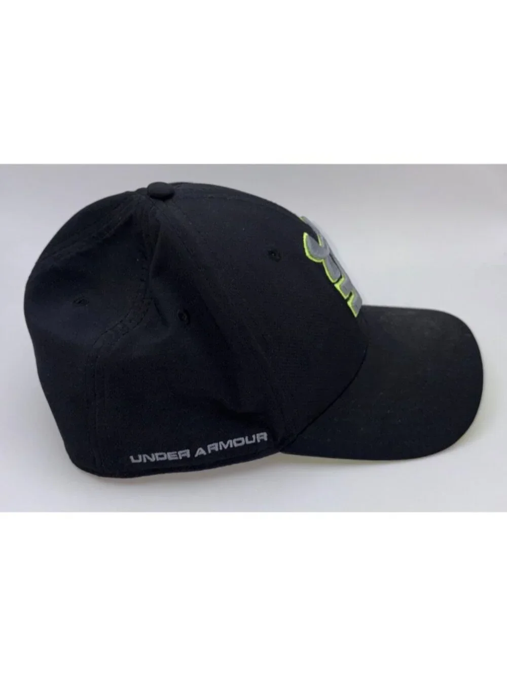 Under Armour HeatGear Stretch Fit Hat Cap Black Neon Green LG XL Golf Running